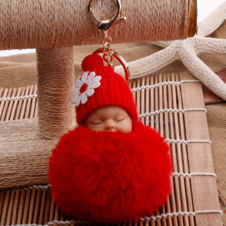 Alvó babás alakú pompom kulcstartó piros